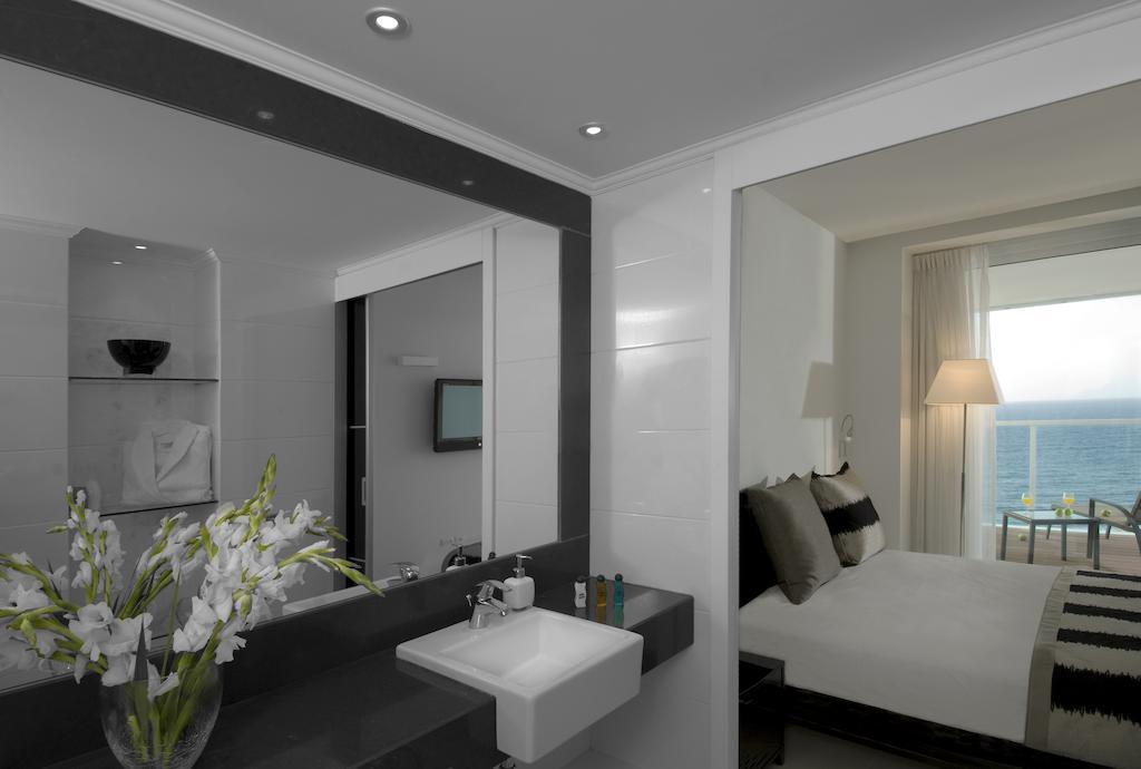 Island Luxurious Suites Hotel And Spa- By Saida Hotels Нетания Стая снимка